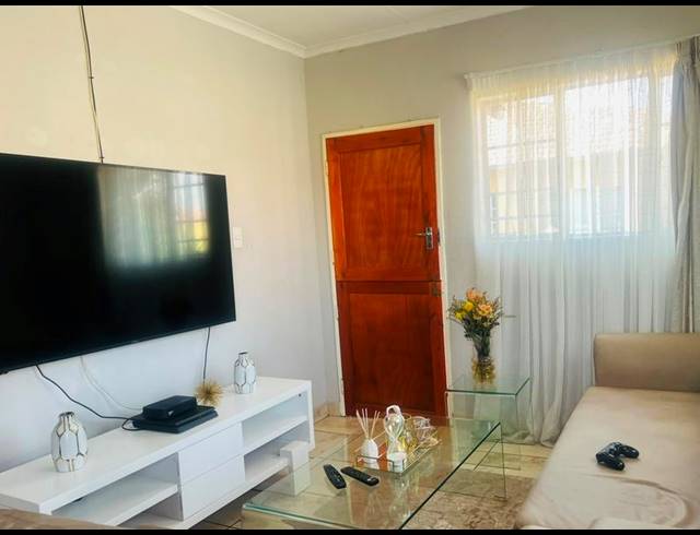 3 BEDROOM HOUSE FOR SALE IN WATERVAL EAST